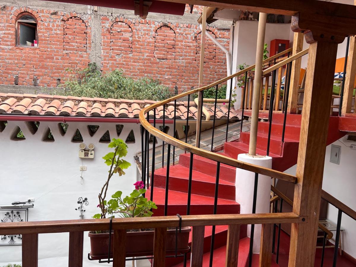 Casona Les Pleiades Bed and Breakfast Cuzco Buitenkant foto
